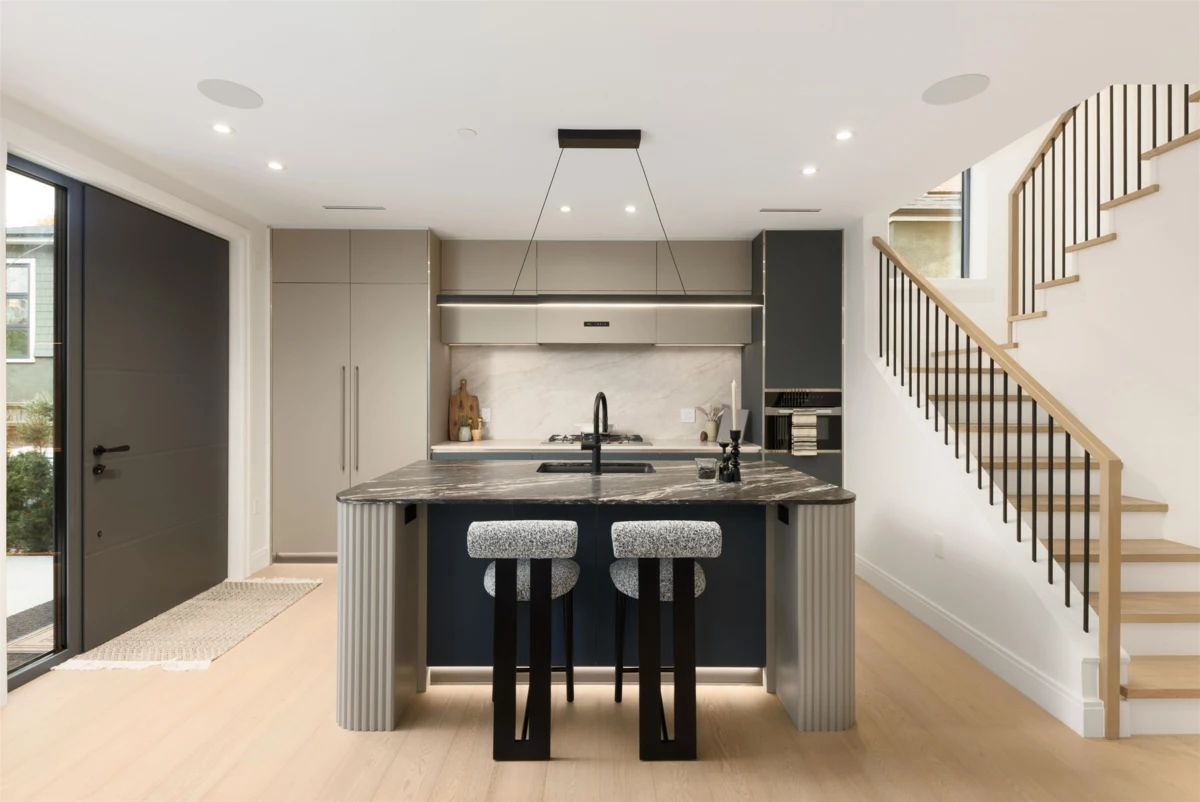 Breakfast Nook Photo of 1 1183 W 33rd Avenue, Vancouver, BC