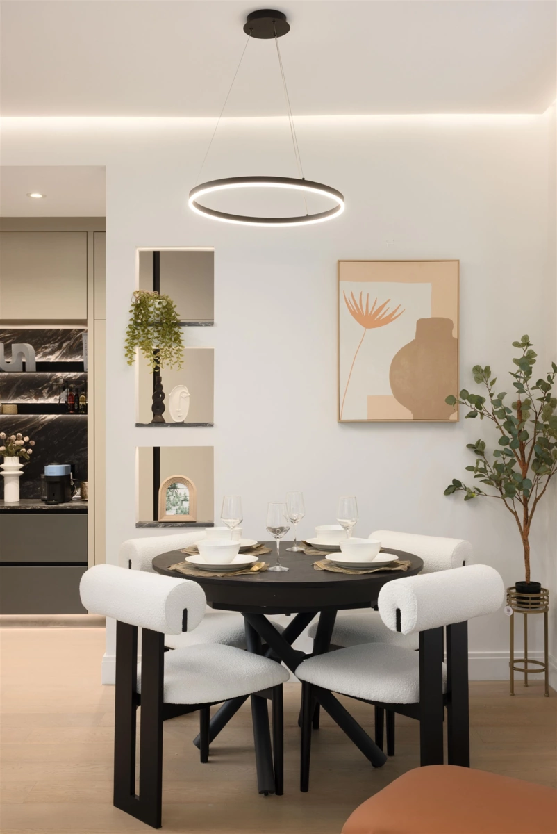 Kitchen Island Photo of 1 1183 W 33rd Avenue, Vancouver, BC