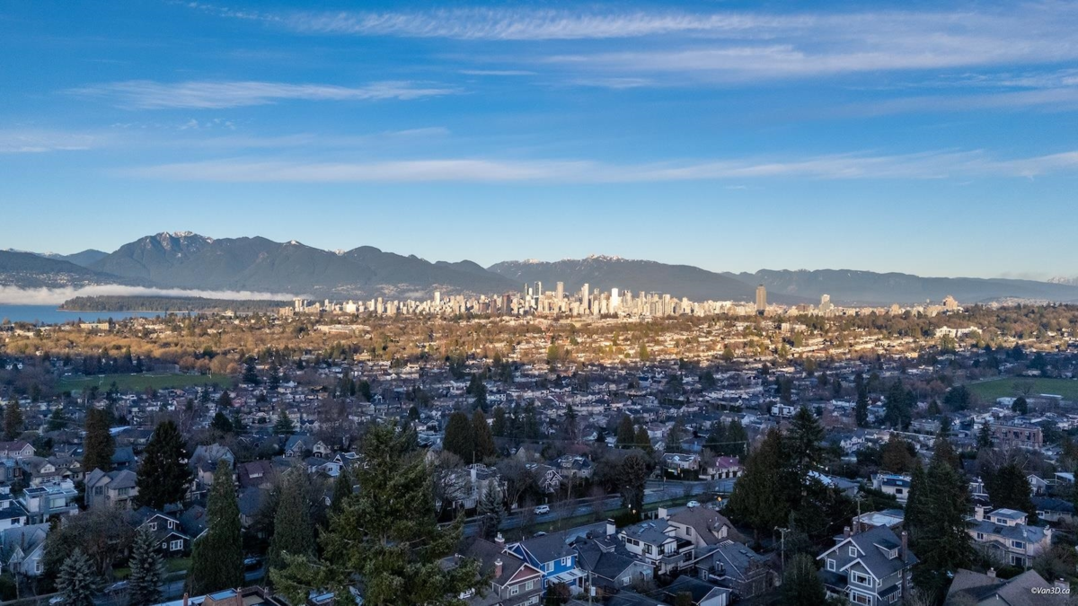 Dining Area Photo of 3150 W 26th Avenue, Vancouver, BC