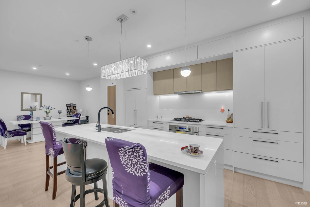 Breakfast Nook Photo of 101 20416 Park Avenue, Langley, BC