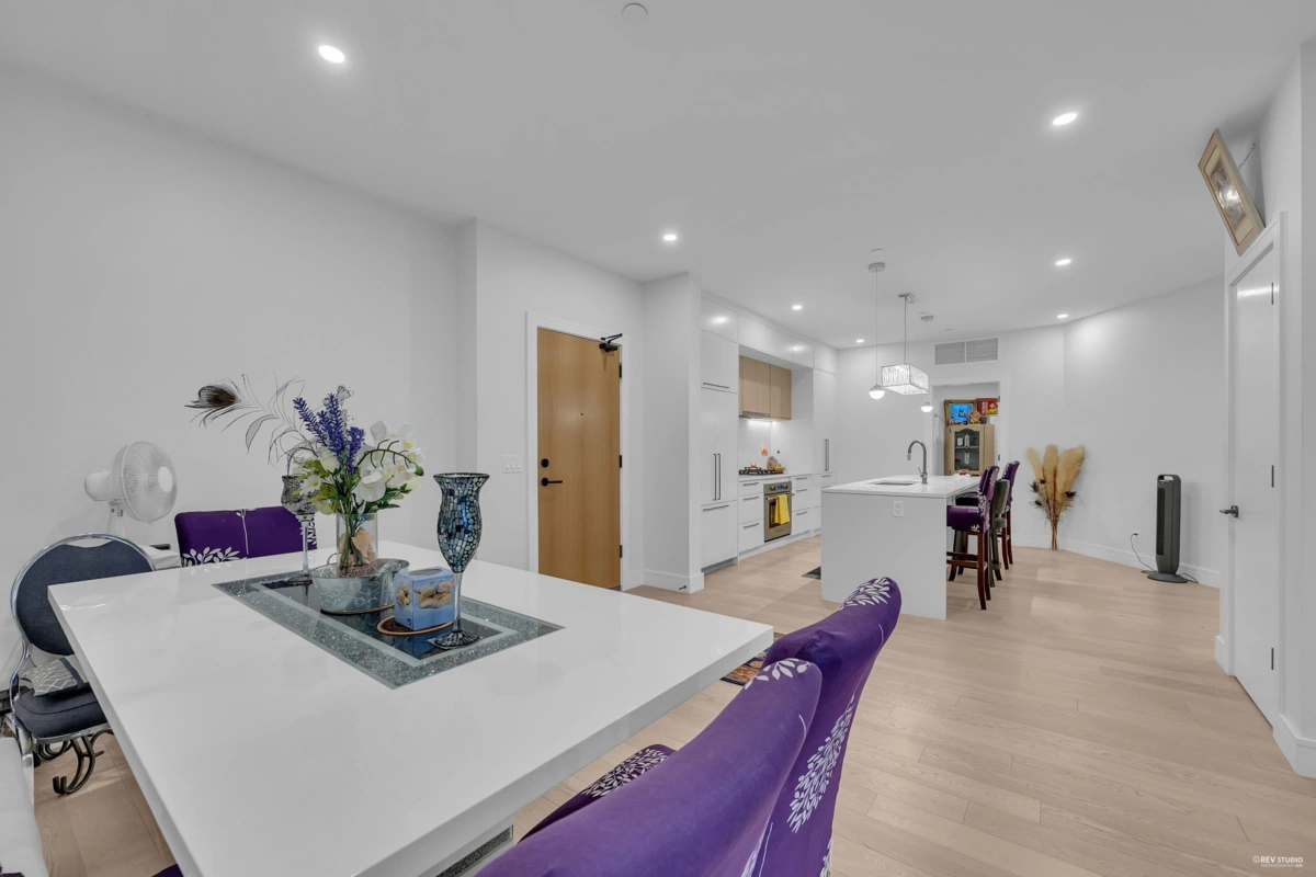 Primary Bedroom Photo of 101 20416 Park Avenue, Langley, BC