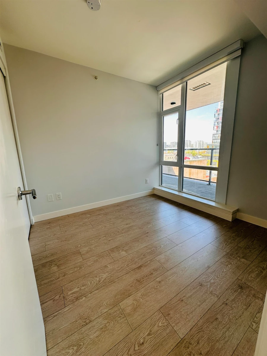 Kitchen Photo of 607 6833 Buswell Street, Richmond, BC