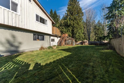 Front Yard Photo of 7862 Eagle Drive, Halfmoon Bay, BC