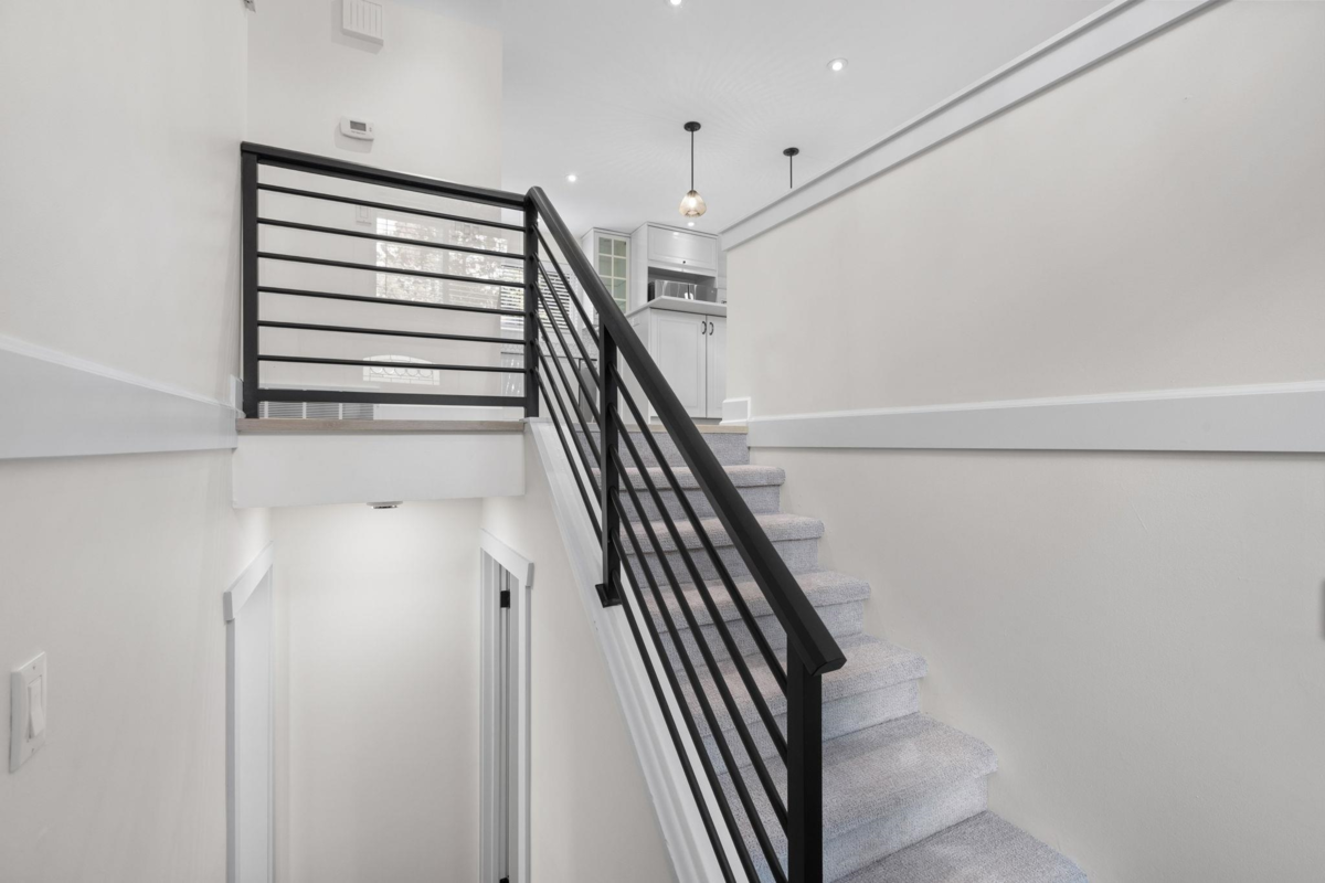Entry Foyer Photo of 3214 Mariner Way, Coquitlam, BC