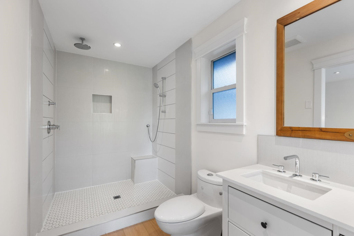 Walk-In Closet Photo of 3214 Mariner Way, Coquitlam, BC