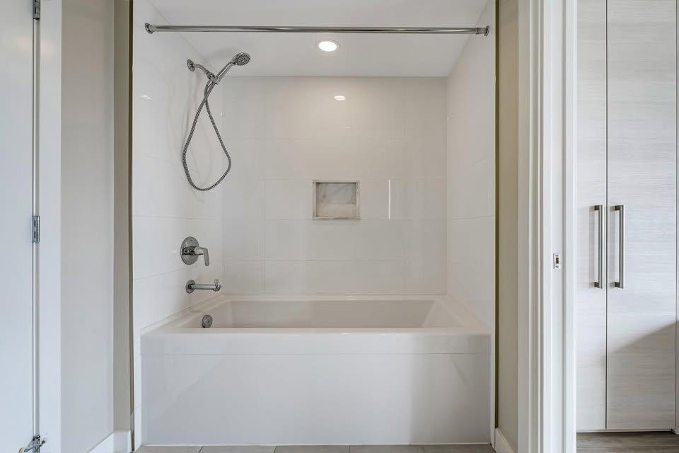 Powder Room Photo of 903 13398 104 Avenue, Surrey, BC