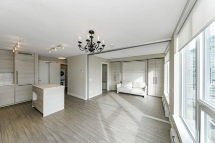 Primary Bathroom Photo of 903 13398 104 Avenue, Surrey, BC