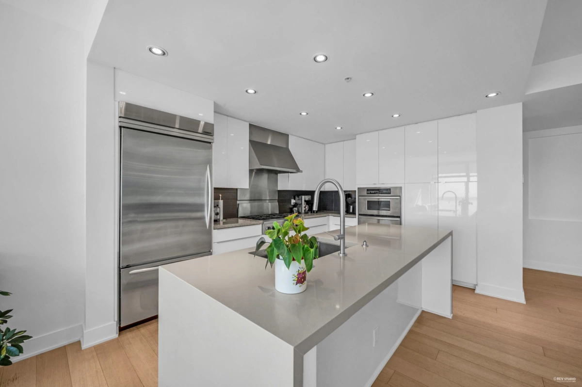 Primary Bedroom Photo of 401 3315 Cypress Place, West Vancouver, BC