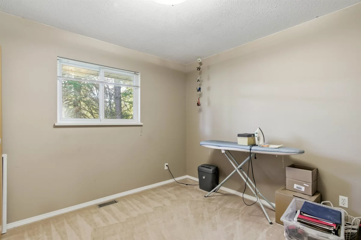 Staircase Photo of 1405 227 Street, Langley, BC