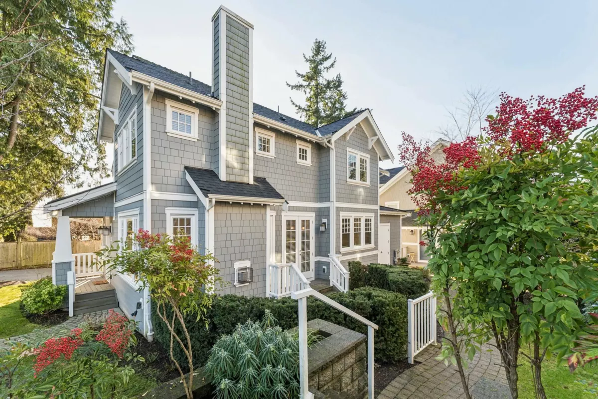 Family Room Photo of 1155 12th Street, West Vancouver, BC
