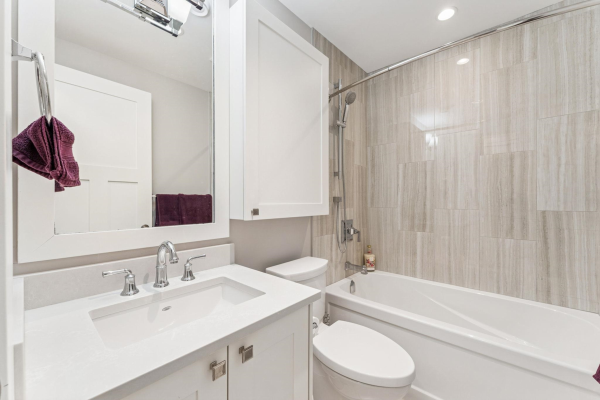 Office / Den Photo of 1155 12th Street, West Vancouver, BC