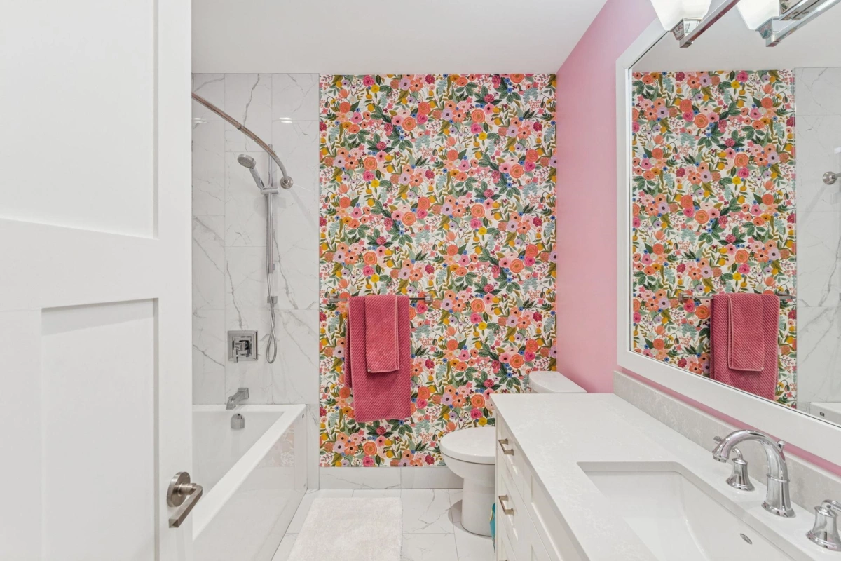 Outdoor Patio Photo of 1155 12th Street, West Vancouver, BC