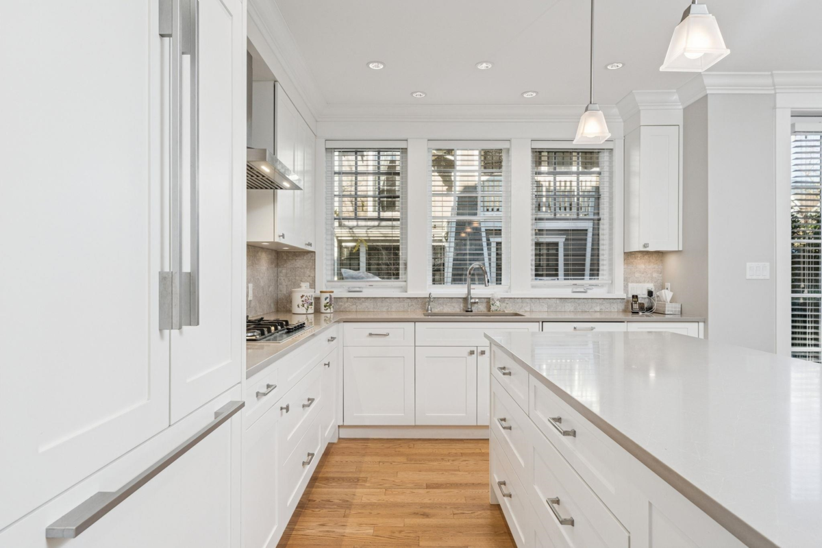 Primary Bedroom Photo of 1155 12th Street, West Vancouver, BC