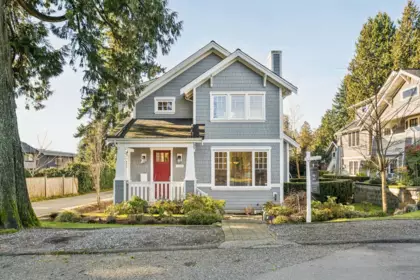 Front exterior of 1155 12th Street, West Vancouver, BC
