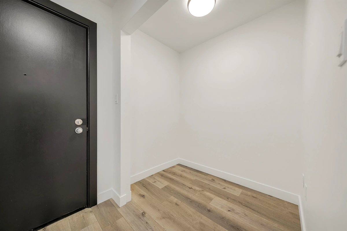 Basement Recreation Room Photo of 302 170 E 3rd Street, North Vancouver, BC