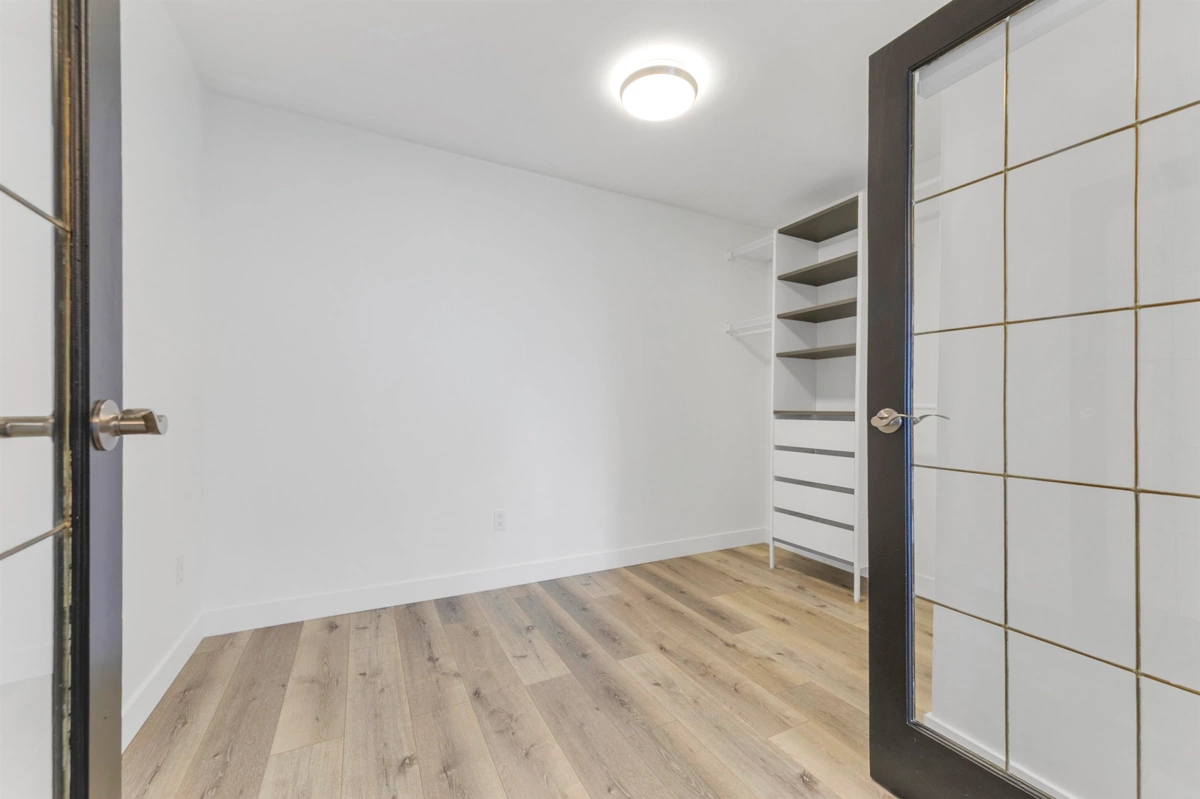 Office / Den Photo of 302 170 E 3rd Street, North Vancouver, BC