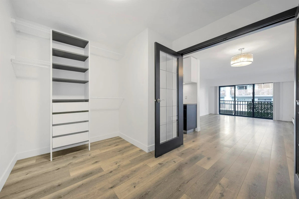 Powder Room Photo of 302 170 E 3rd Street, North Vancouver, BC