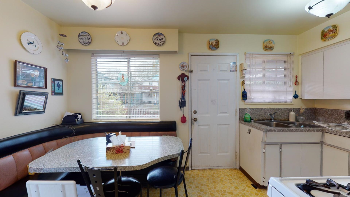 Kitchen Island Photo of 4863 Rupert Street, Vancouver, BC
