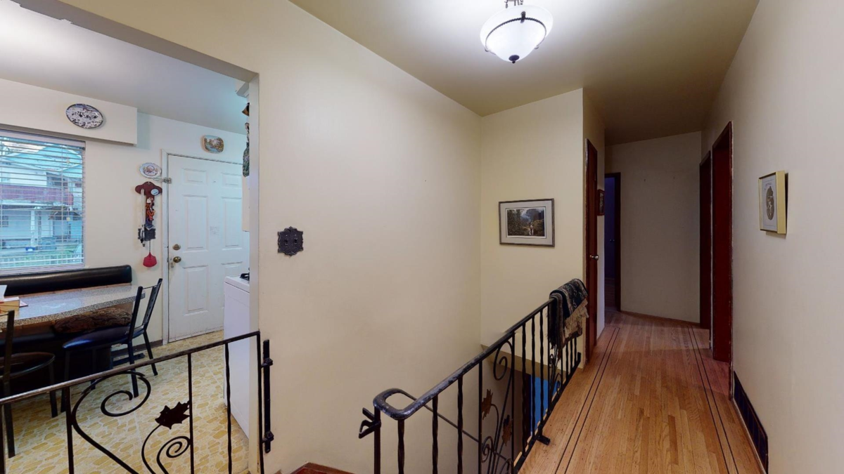 Walk-In Closet Photo of 4863 Rupert Street, Vancouver, BC