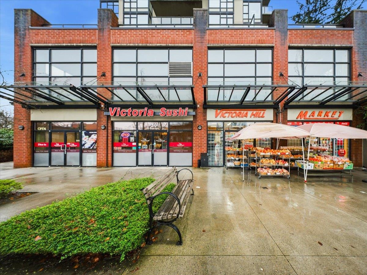 Outdoor Deck Photo of 103 225 Francis Way, New Westminster, BC
