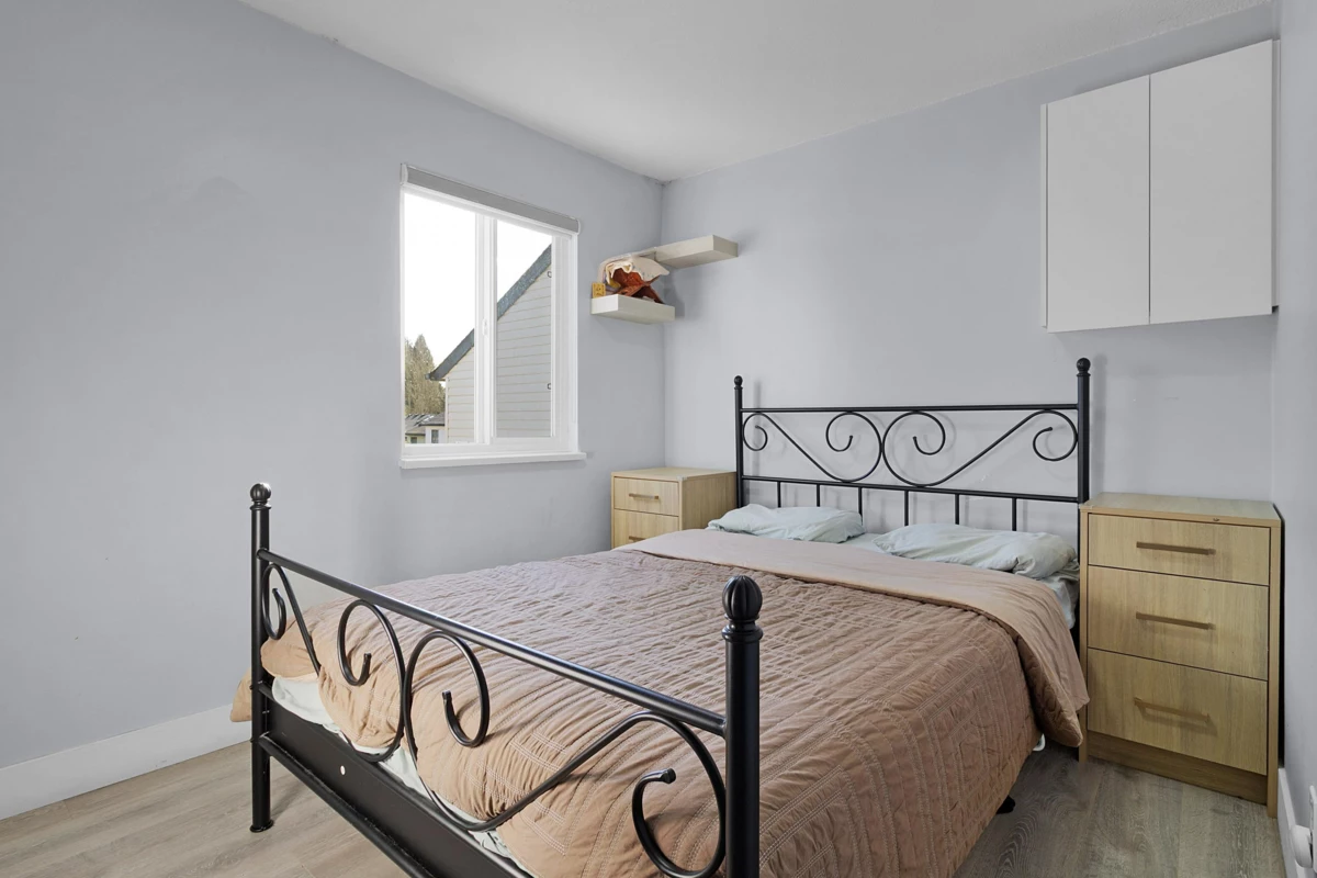 Powder Room Photo of 77 6657 138 Street, Surrey, BC