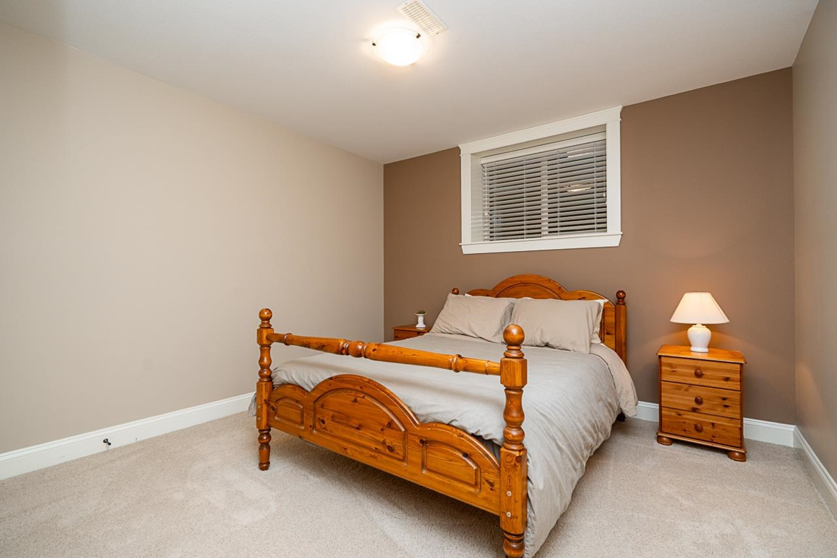 Hot Tub / Spa Photo of 2513 164 Street, Surrey, BC