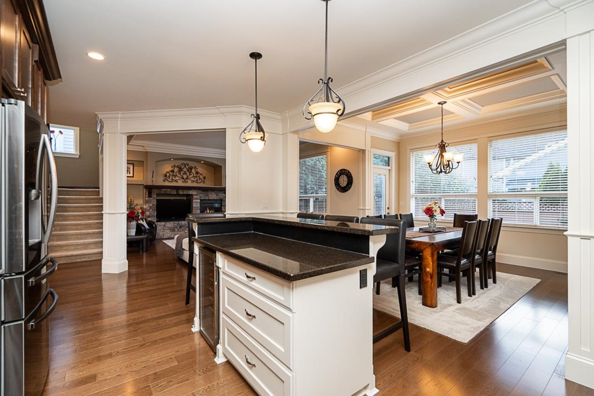 Walk-In Closet Photo of 2513 164 Street, Surrey, BC