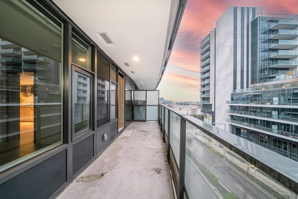 Entry Foyer Photo of 582 8608 Hazelbridge Way, Richmond, BC
