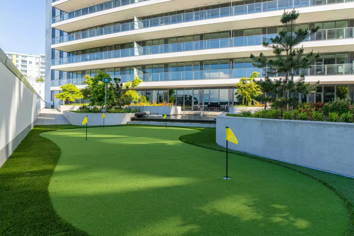 Garden / Landscaping Photo of 582 8608 Hazelbridge Way, Richmond, BC