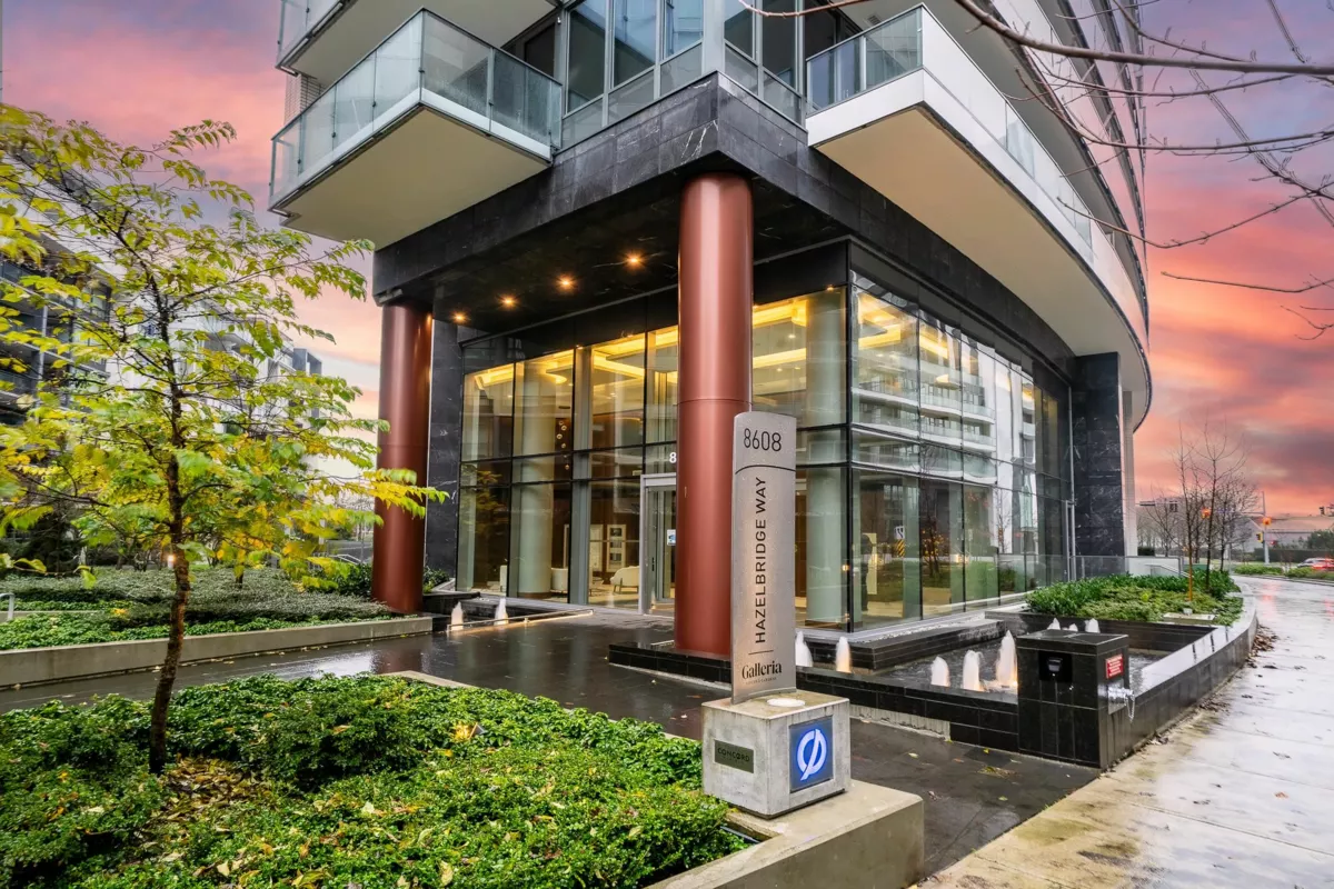 Living Room Photo of 582 8608 Hazelbridge Way, Richmond, BC