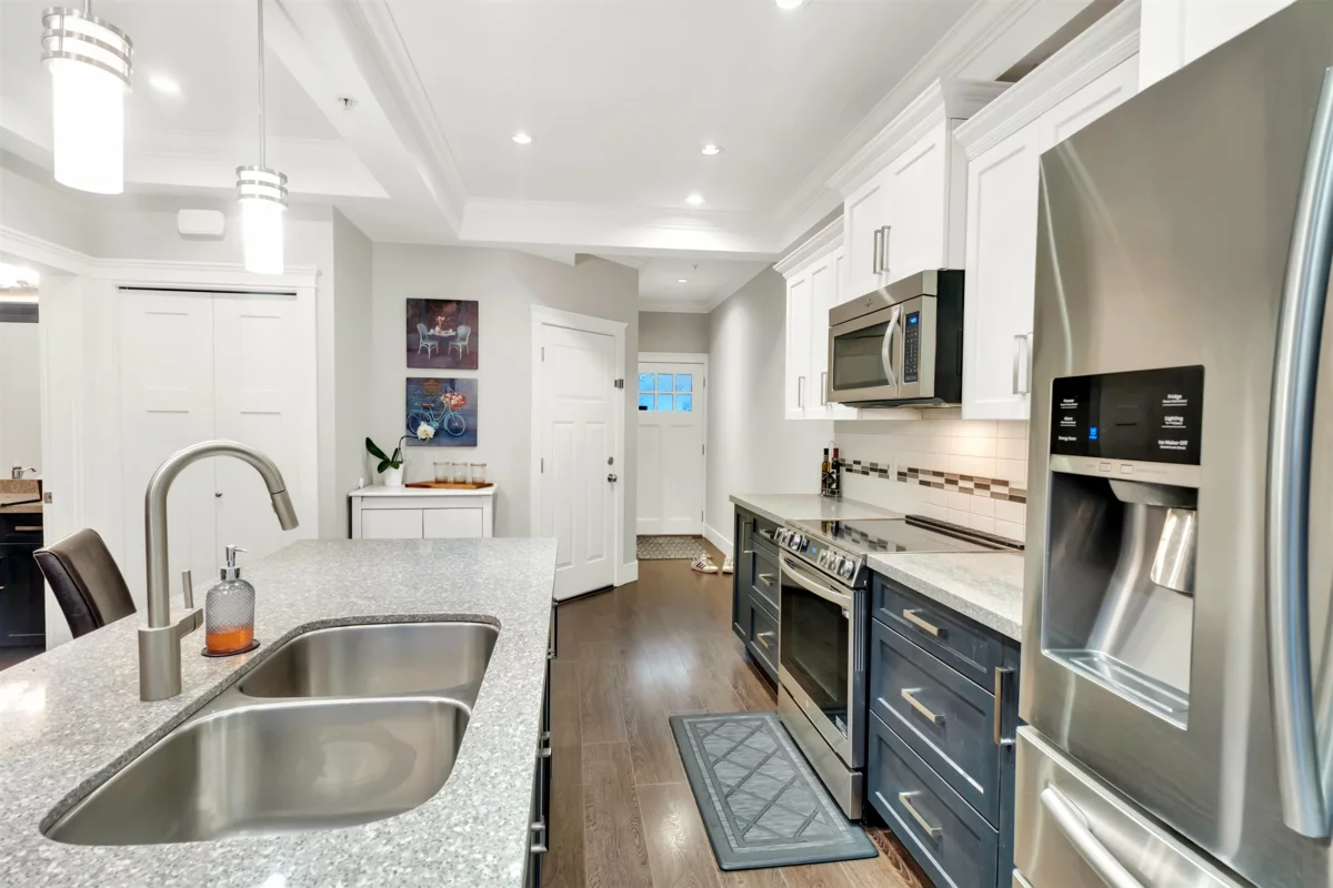 Kitchen Photo of 22 19095 Mitchell Road, Pitt Meadows, BC