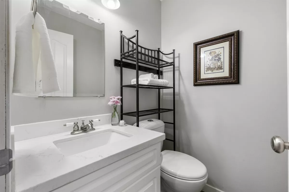 Front Yard Photo of 20326 92a Avenue Avenue, Langley, BC