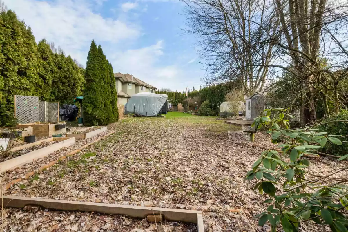 Neighborhood Park Photo Near 20326 92a Avenue Avenue, Langley, BC