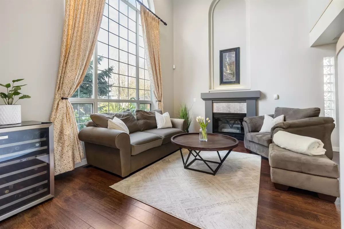 Powder Room Photo of 20326 92a Avenue Avenue, Langley, BC