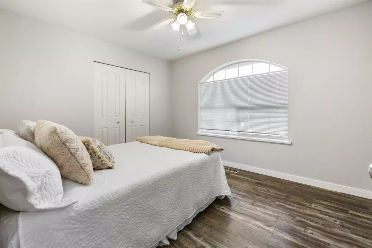 Primary Bedroom Photo of 20326 92a Avenue Avenue, Langley, BC