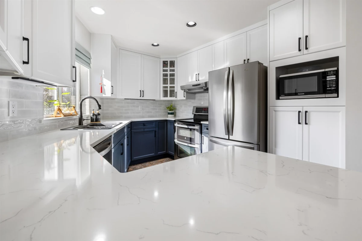 Staircase Photo of 20326 92a Avenue Avenue, Langley, BC