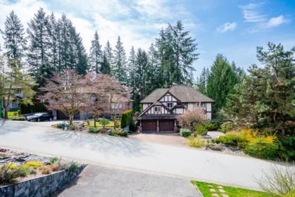 2940 Dresden Way, North Vancouver, BC