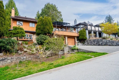 2940 Dresden Way, North Vancouver, BC