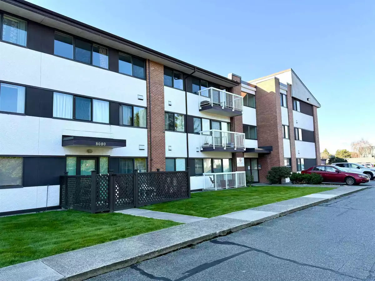Guest Bathroom Photo of 303 8080 Ryan Road, Richmond, BC