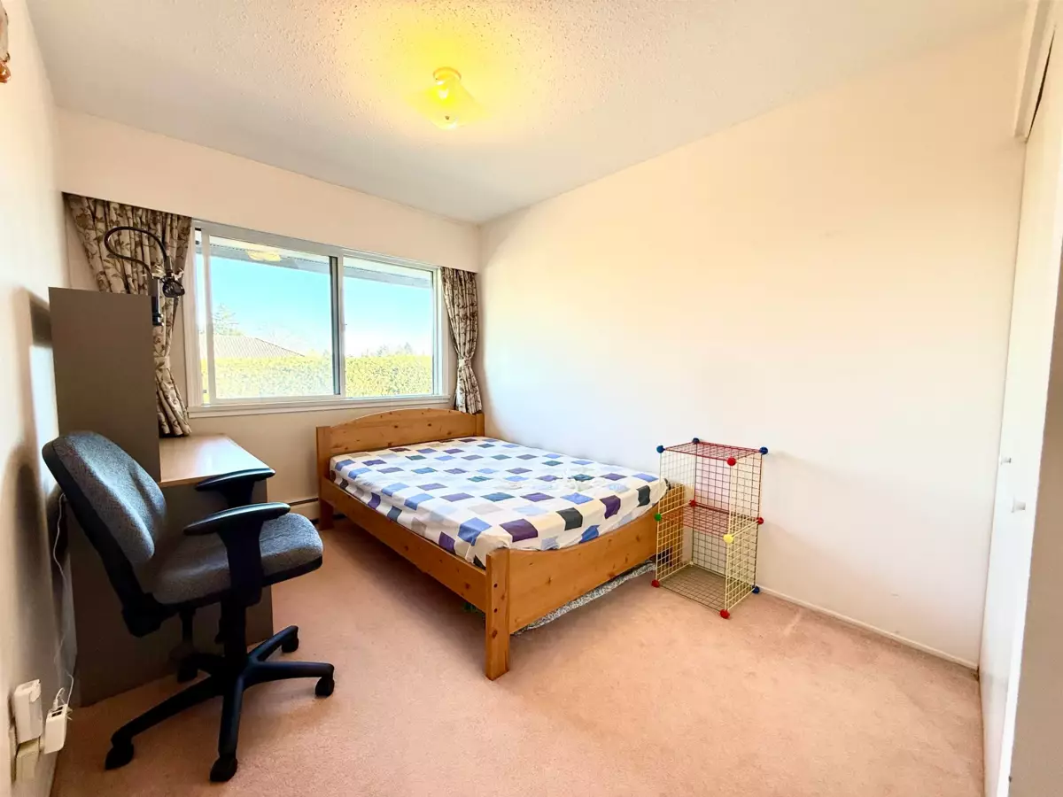 Primary Bathroom Photo of 303 8080 Ryan Road, Richmond, BC