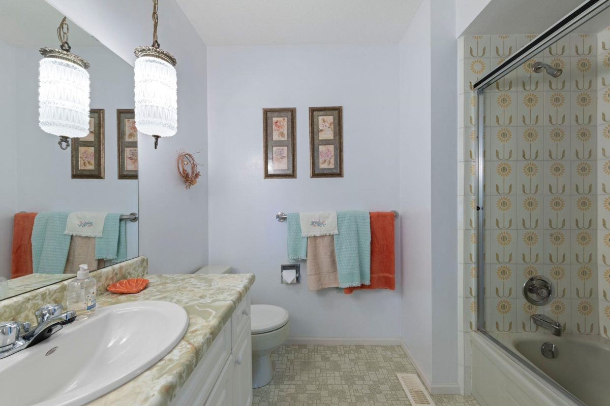 Bedroom 4 Photo of 5427 Cliffridge Avenue, North Vancouver, BC