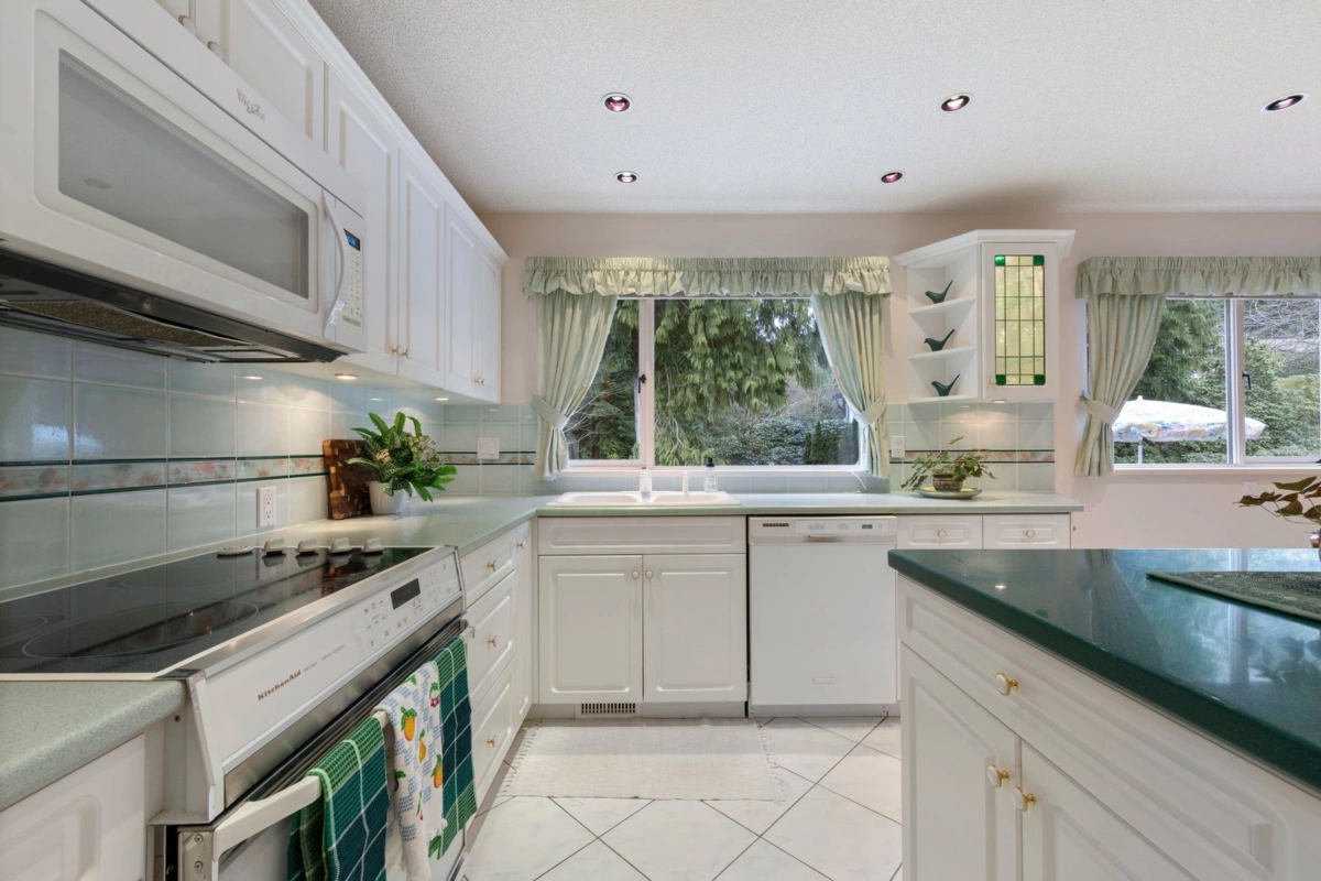 Pantry Photo of 5427 Cliffridge Avenue, North Vancouver, BC