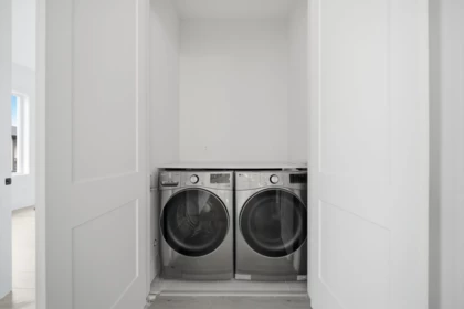 Walk-In Closet Photo of 32738 Carter Avenue, Mission, BC