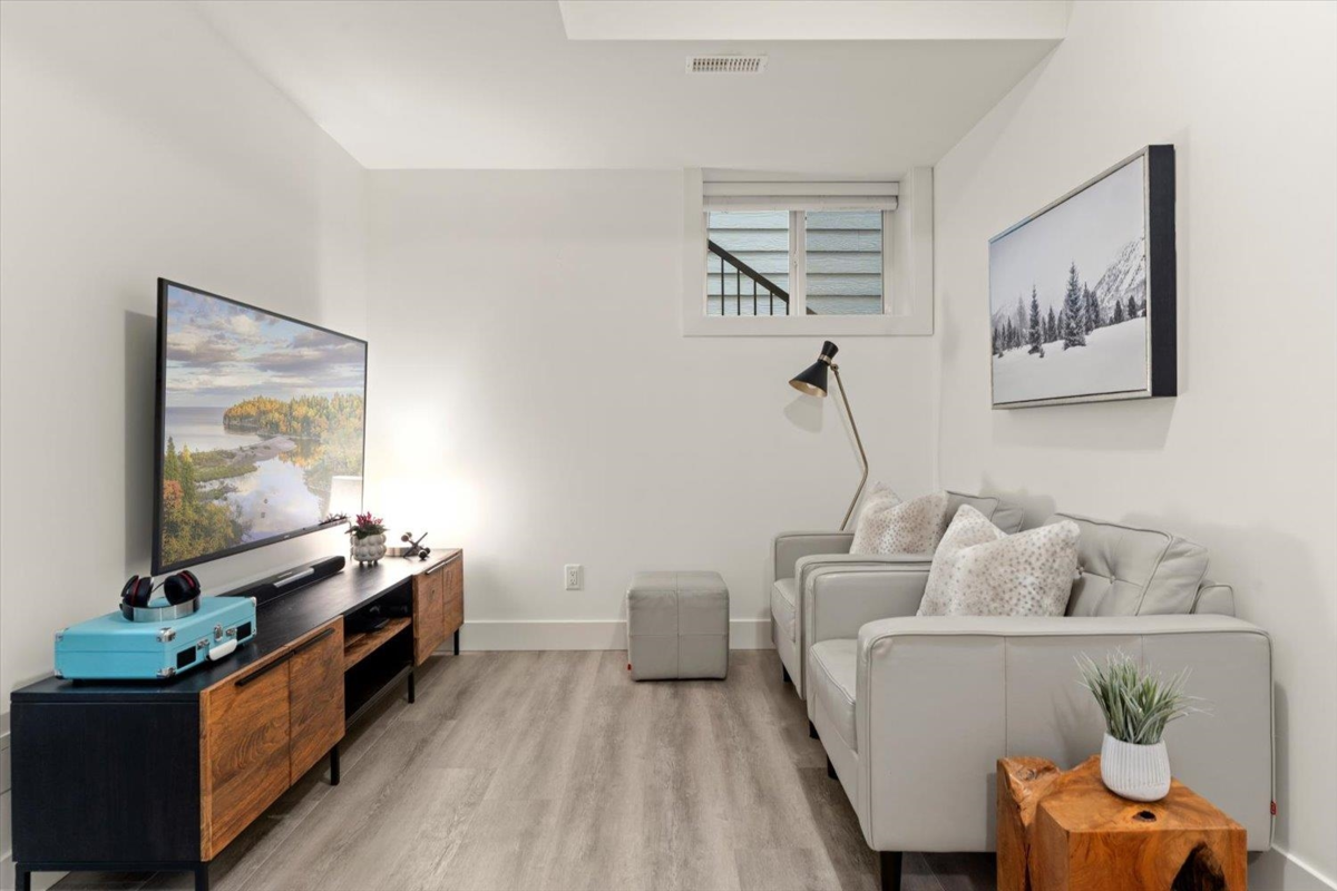 Aerial View of 11 4295 Old Clayburn Road, Abbotsford, BC