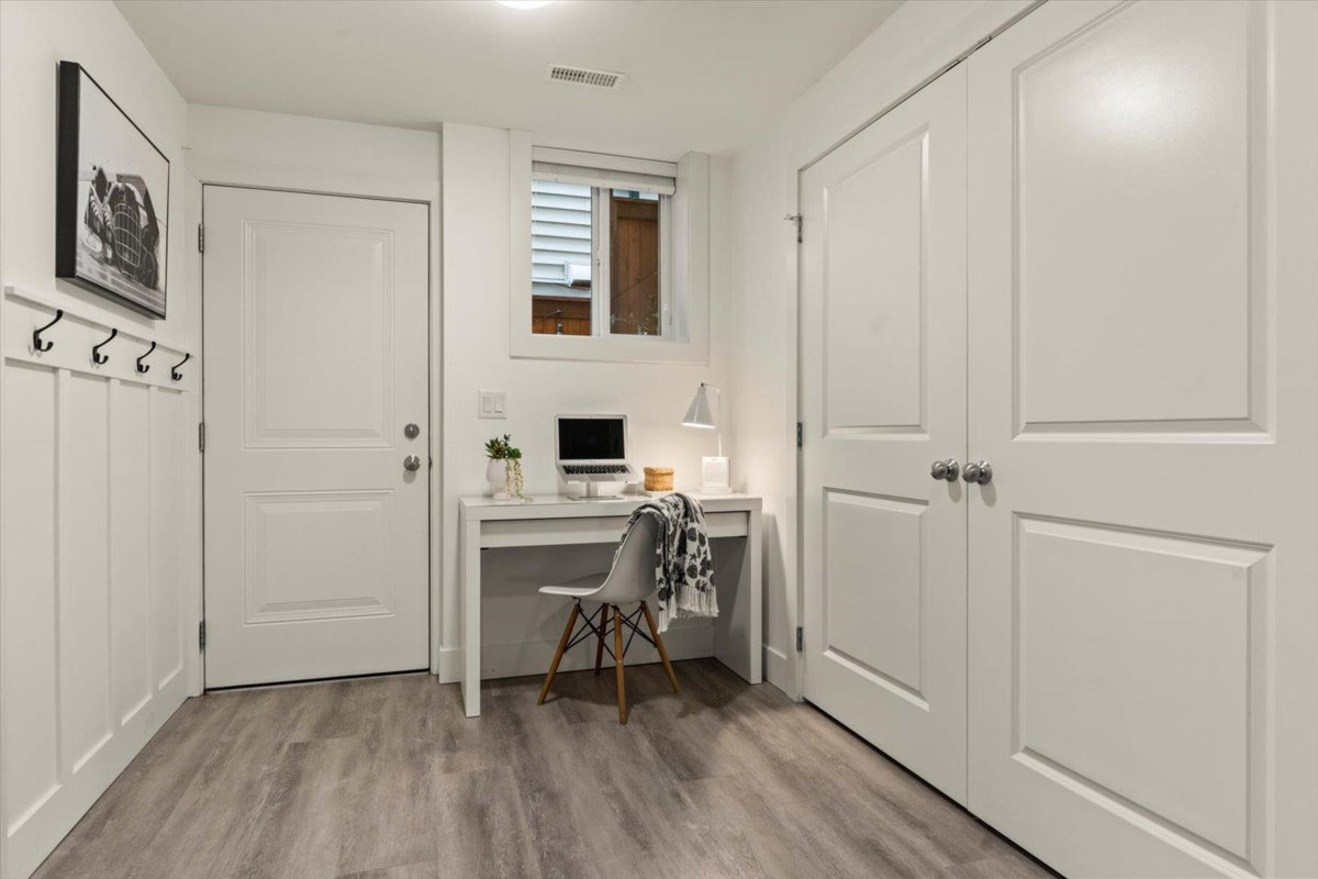 Hot Tub / Spa Photo of 11 4295 Old Clayburn Road, Abbotsford, BC