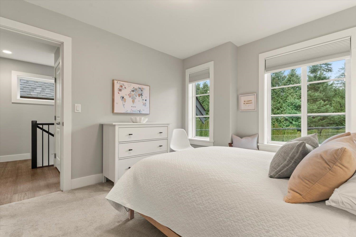 Swimming Pool Photo of 11 4295 Old Clayburn Road, Abbotsford, BC