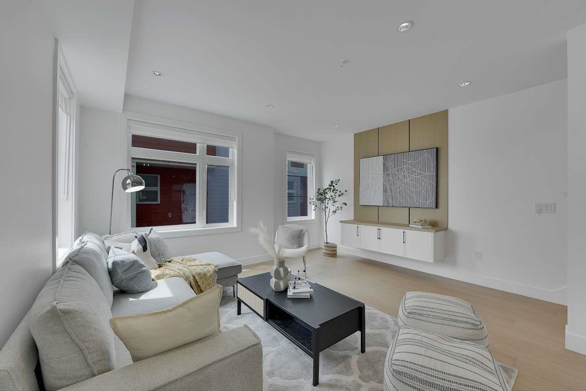 Family Room Photo of 17 7540 Briskham Street, Mission, BC