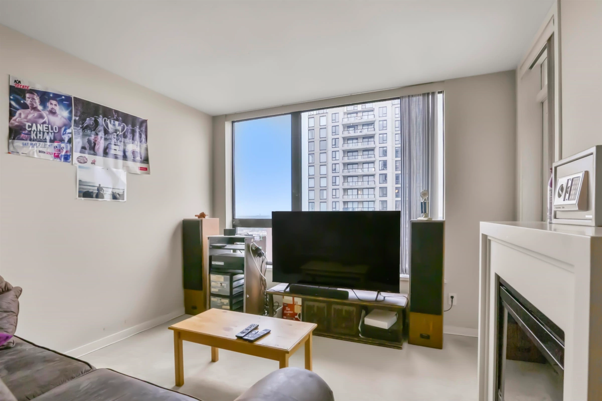 Breakfast Nook Photo of 2001 7178 Collier Street, Burnaby, BC
