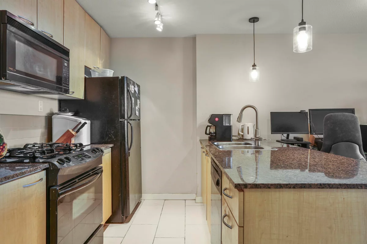 Dining Area Photo of 2001 7178 Collier Street, Burnaby, BC