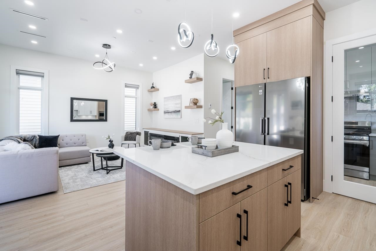 Dining Area Photo of 1941 Prairie Avenue, Port Coquitlam, BC